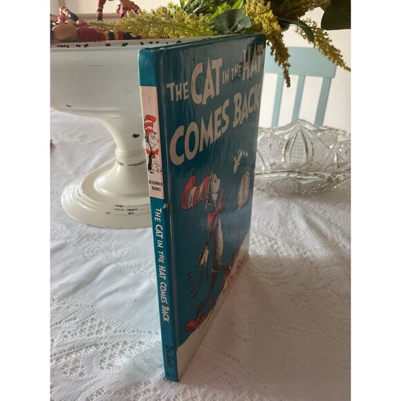 Dr. Seuss 1958 The Cat in the Hat Comes Back - Picture 4 of 11